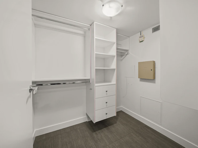 THK-1111 Marinaside Crescent, Vancouver, BC, V6Z 2Y3 - 28