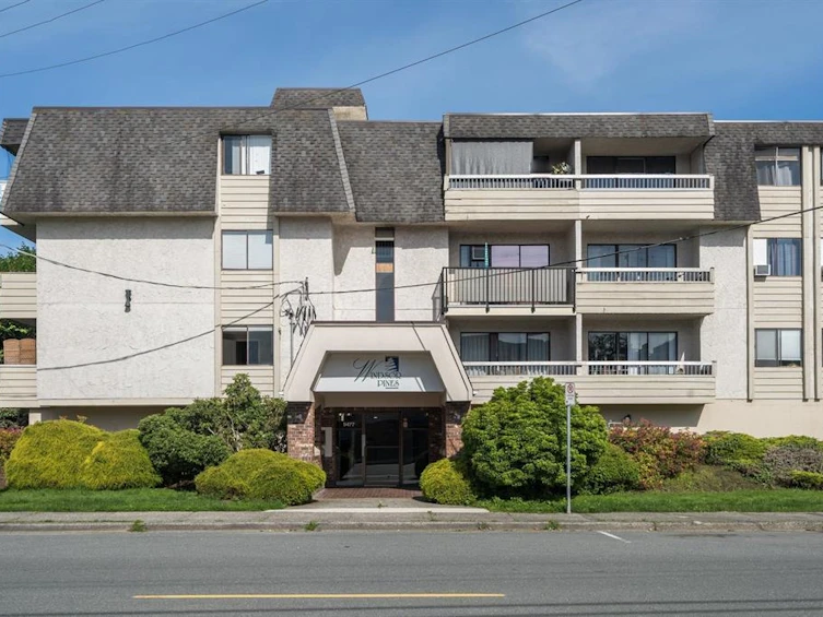 204-9477 Cook Street, Chilliwack, BC, V2P 4J8