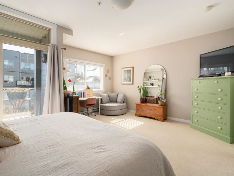 205-6111 London Road, Richmond, BC, V7E 3S3 - 2