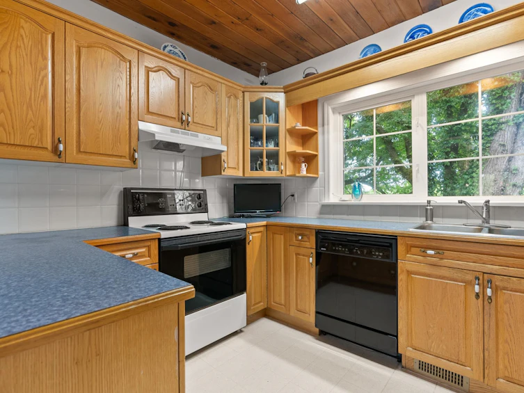 22563 2 Avenue, Langley, BC, V2Z 2V8 - 16