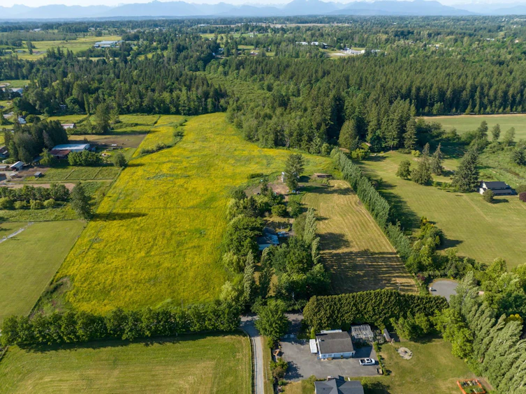 22563 2 Avenue, Langley, BC, V2Z 2V8 - 22