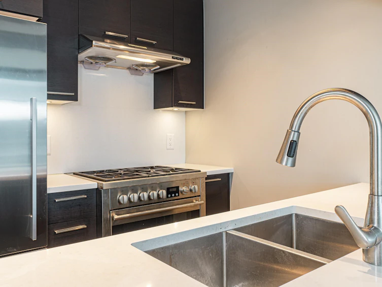 6188 No. 3 Road, Richmond, BC, V6Y 0J3 - 19