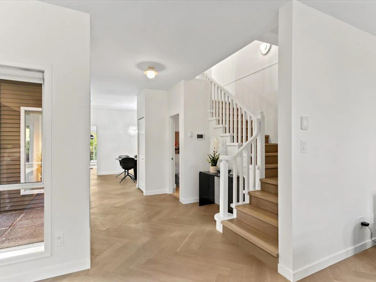 676 W 26th Avenue, Vancouver, BC, V5Z 4H6 - 12