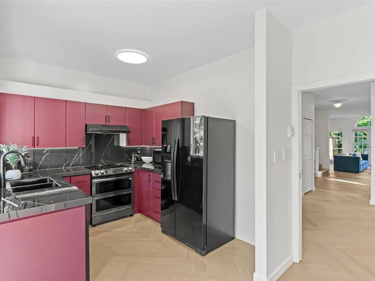 676 W 26th Avenue, Vancouver, BC, V5Z 4H6 - 16