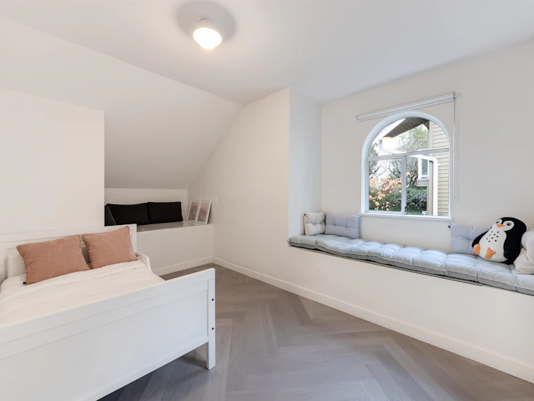 676 W 26th Avenue, Vancouver, BC, V5Z 4H6 - 38