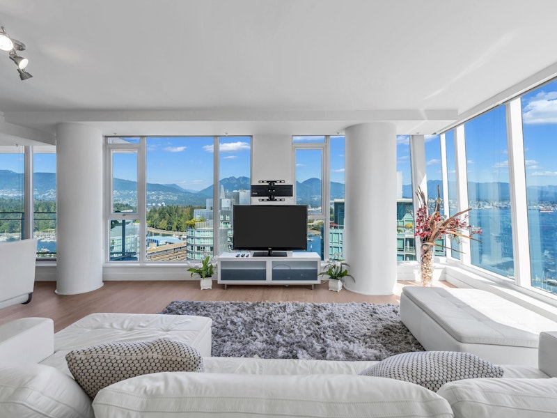 2302 - 1499 W Pender Street, Vancouver BC V6G 0A7