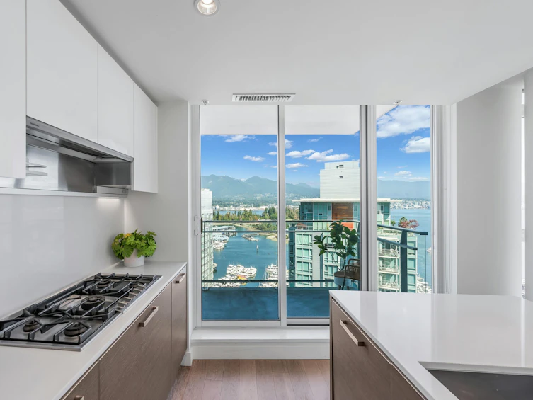 2302-1499 W Pender Street, Vancouver, BC, V6G 0A7 - 4