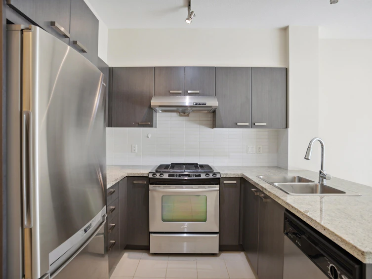 409-9399 Tomicki Avenue, Richmond, BC, V6X 0H6 - 5