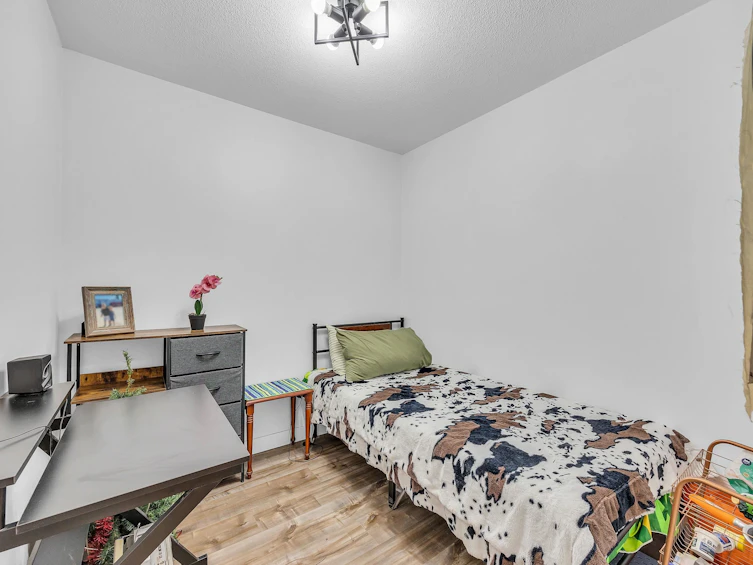 310-15220 Guildford Drive, Surrey, BC, V3R 0Y6 - 7