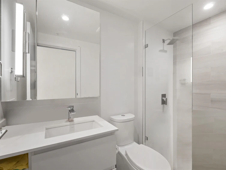 3403-13615 Fraser Highway, Surrey, BC, V3T 0P7 - 9