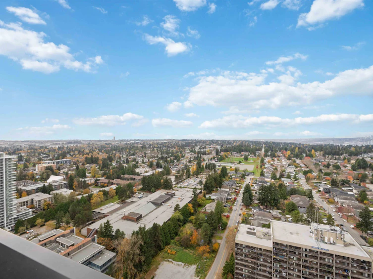 3403-13615 Fraser Highway, Surrey, BC, V3T 0P7 - 11