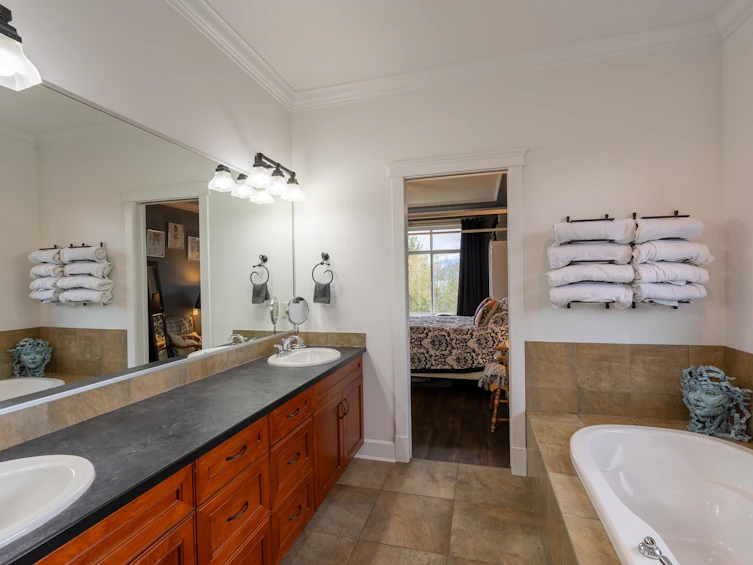 6152 Highmoor Place, Sechelt, BC, V7Z 0L1 - 23