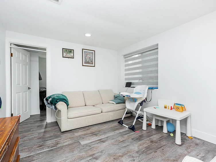 5884 184 Street, Surrey, BC, V3S 4N4 - 21