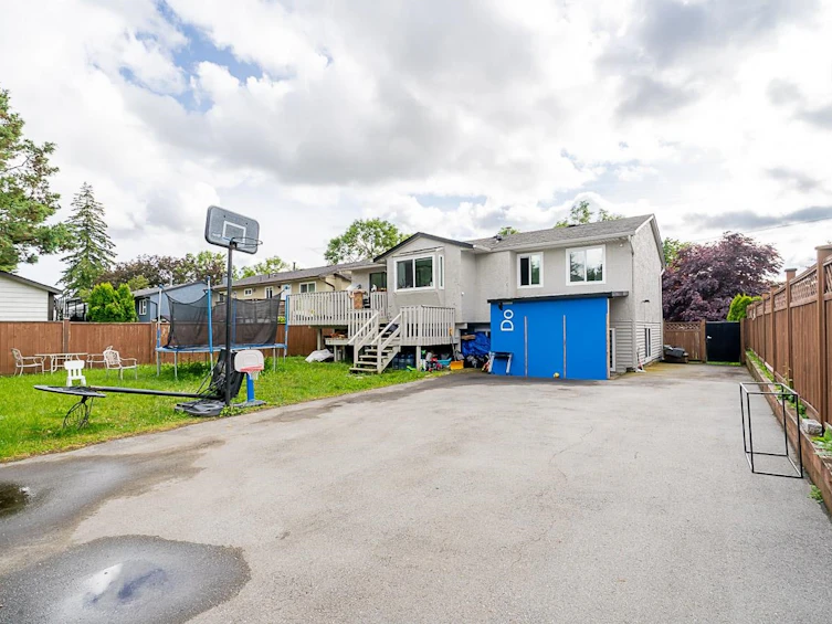 5884 184 Street, Surrey, BC, V3S 4N4 - 34