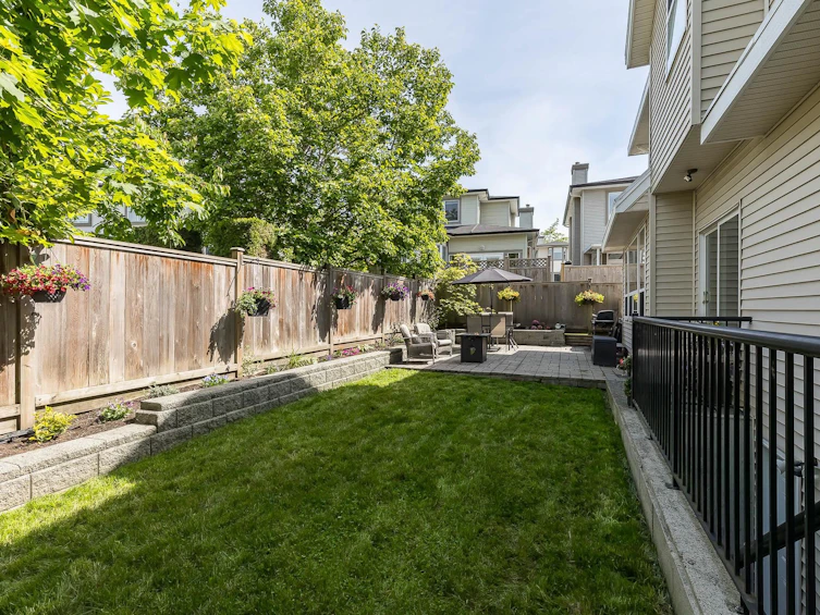 8746 208 Street, Langley, BC, V1M 2Y3 - 39