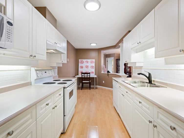311-16065 83 Avenue, Surrey, BC, V4N 0N2 - 17