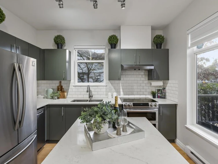 1-8726 159 Street, Surrey, BC, V4N 0A8 - 8
