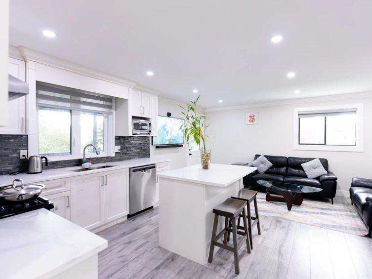 13066 66a Avenue, Surrey, BC, V3W 8R5 - 3