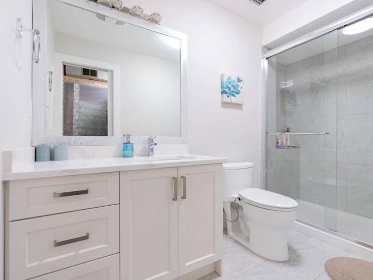 13066 66a Avenue, Surrey, BC, V3W 8R5 - 11