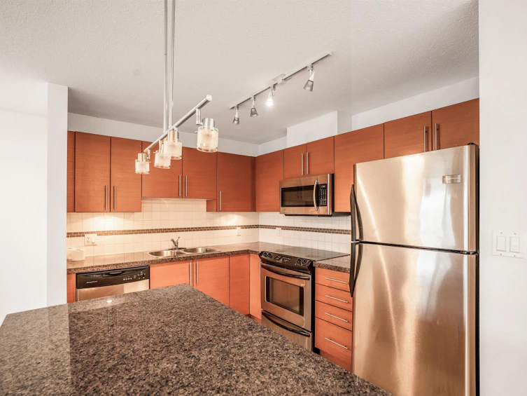 1204-2225 Holdom Avenue, Burnaby, BC, V5B 0A1 - 11