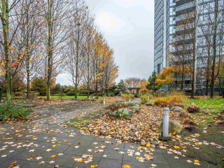 1204-2225 Holdom Avenue, Burnaby, BC, V5B 0A1 - 37