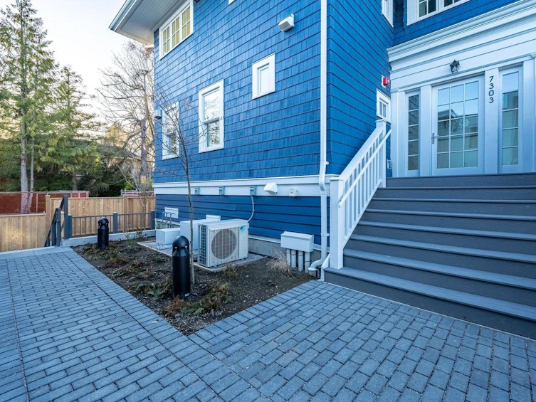 7303 Hudson Street, Vancouver, BC, V6P 1S8 - 3