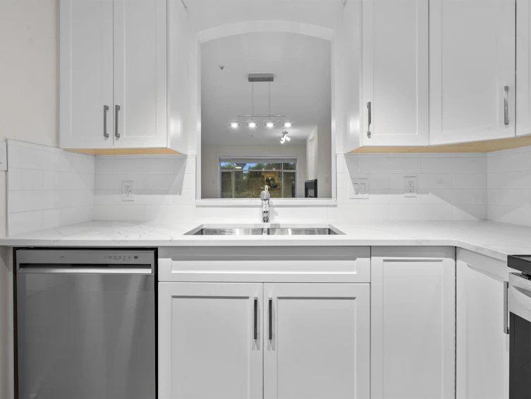 102-8200 Jones Road, Richmond, BC, V6Y 3Z2 - 6