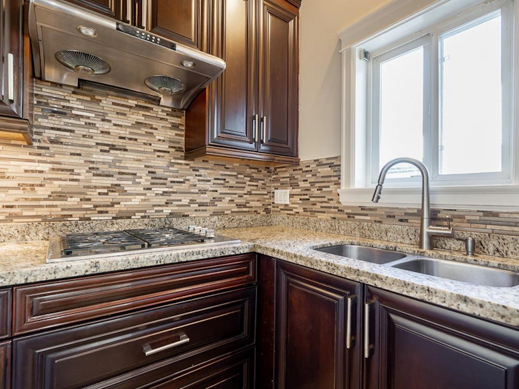 14999 59a Avenue, Surrey, BC, V3S 1H9 - 10