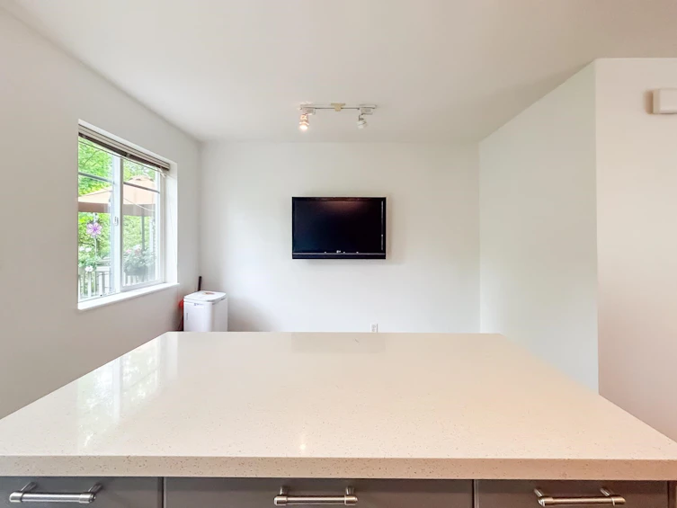 52-15175 62a Avenue, Surrey, BC, V3S 1X1 - 9