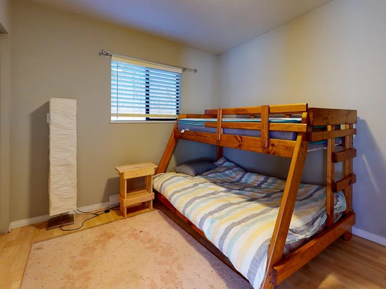 5534 Sans Souci Road, Halfmoon Bay, BC, V7Z 1B6 - 27