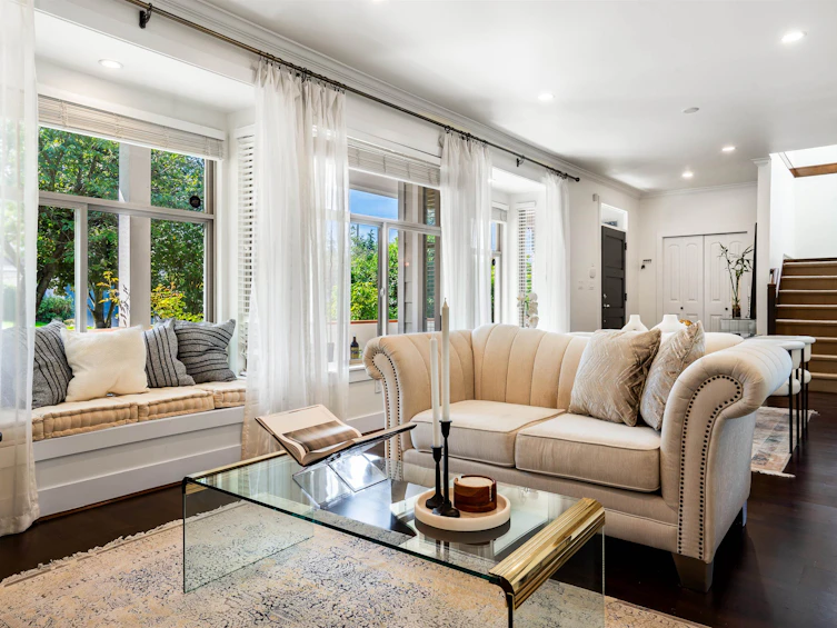 266 W 17th Street, North Vancouver, BC, V7M 1V6 - 9