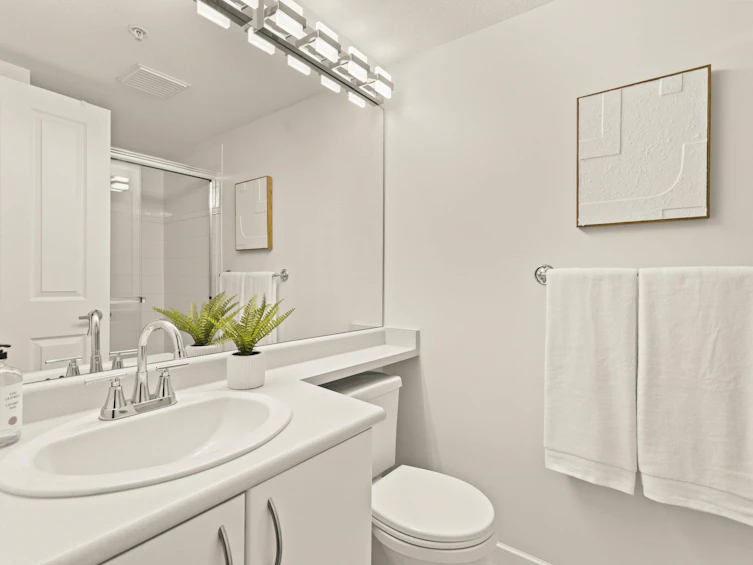 203-3023 W 4th Avenue, Vancouver, BC, V6K 1R5 - 24