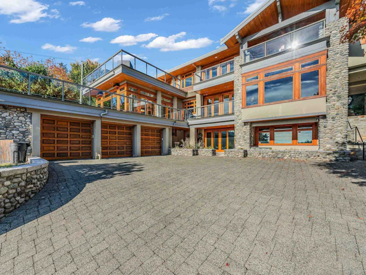 3285 Dickinson Crescent, West Vancouver, BC, V7V 2L4