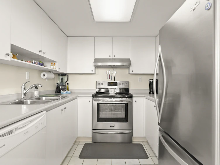 1601-10082 148 Street, Surrey, BC, V3R 0S3 - 13