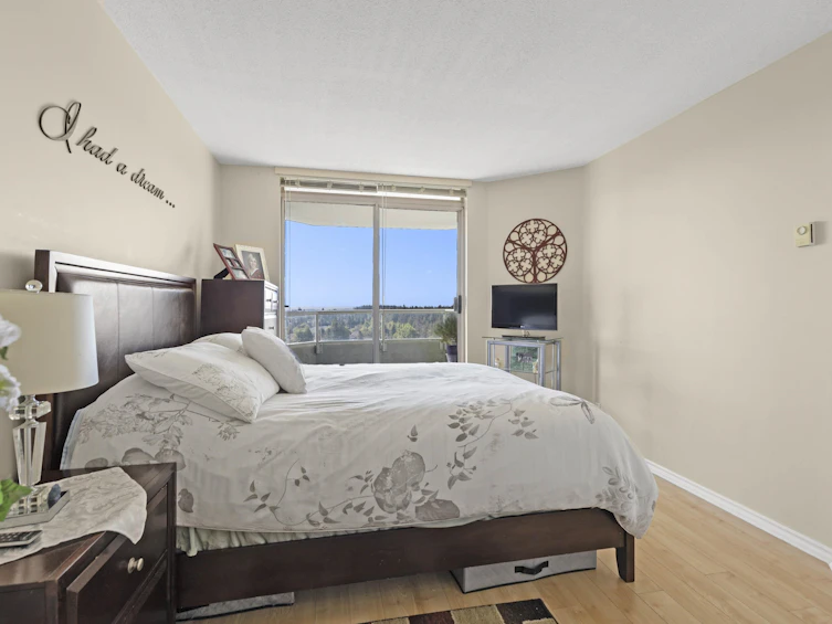 1601-10082 148 Street, Surrey, BC, V3R 0S3 - 16