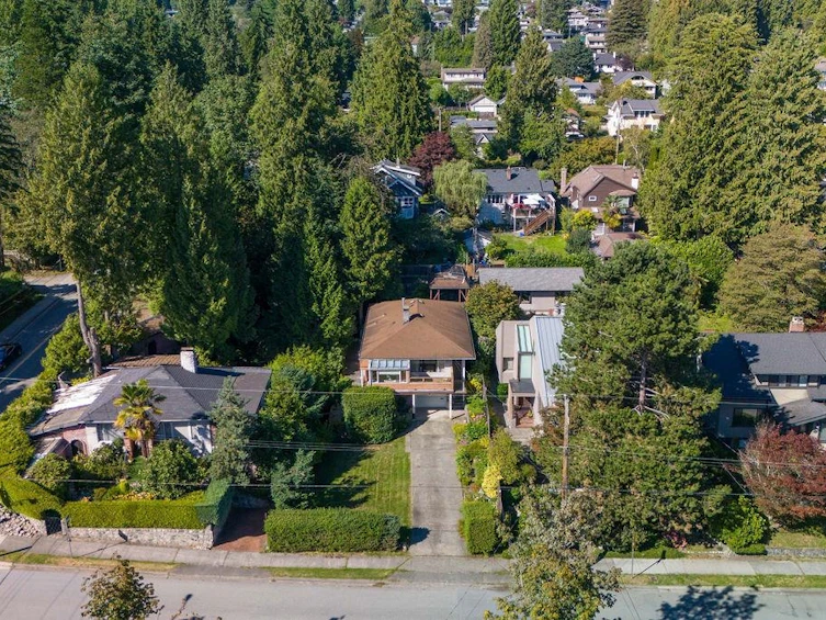 1483 Fulton Avenue, West Vancouver, BC, V7T 1P2 - 32