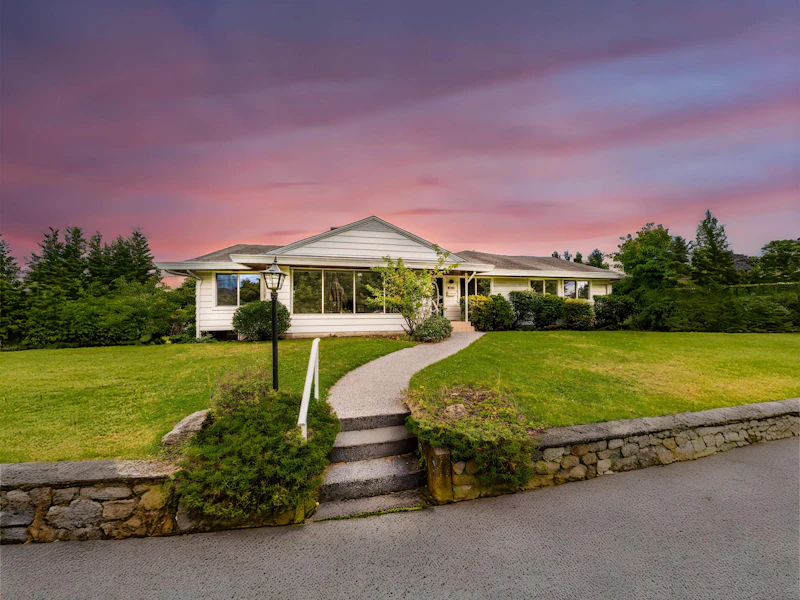 9790 Linwood Street, Chilliwack BC V2P 5L5