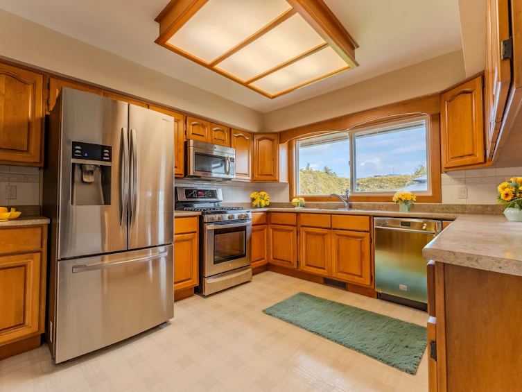 9790 Linwood Street, Chilliwack, BC, V2P 5L5 - 7