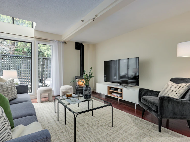 1-1786 Esquimalt Avenue, West Vancouver, BC, V7V 1R8 - 2