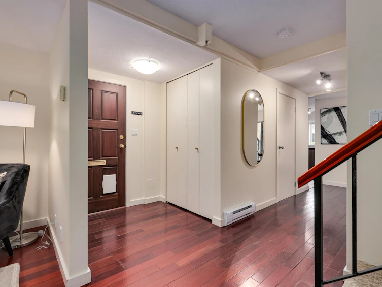 1-1786 Esquimalt Avenue, West Vancouver, BC, V7V 1R8 - 4