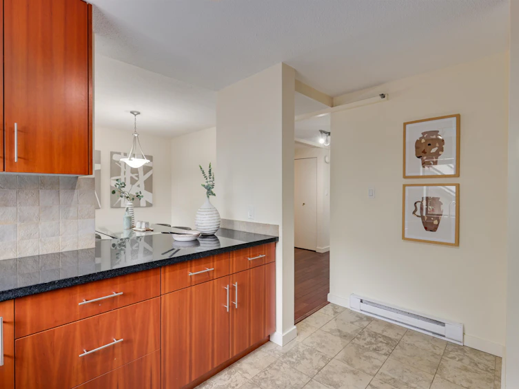 1-1786 Esquimalt Avenue, West Vancouver, BC, V7V 1R8 - 8