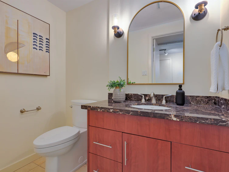 1-1786 Esquimalt Avenue, West Vancouver, BC, V7V 1R8 - 12