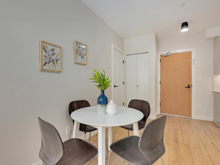 316-317-2493 Montrose Avenue, Abbotsford, BC, V2S 3T2 - 8