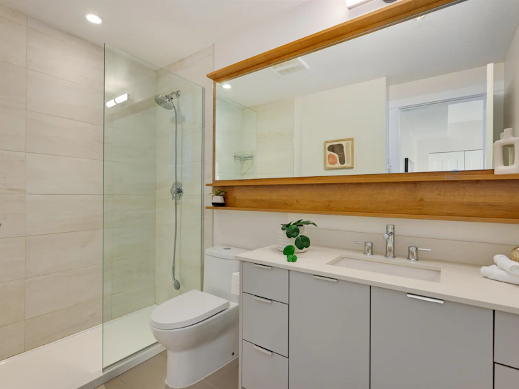 316-317-2493 Montrose Avenue, Abbotsford, BC, V2S 3T2 - 14