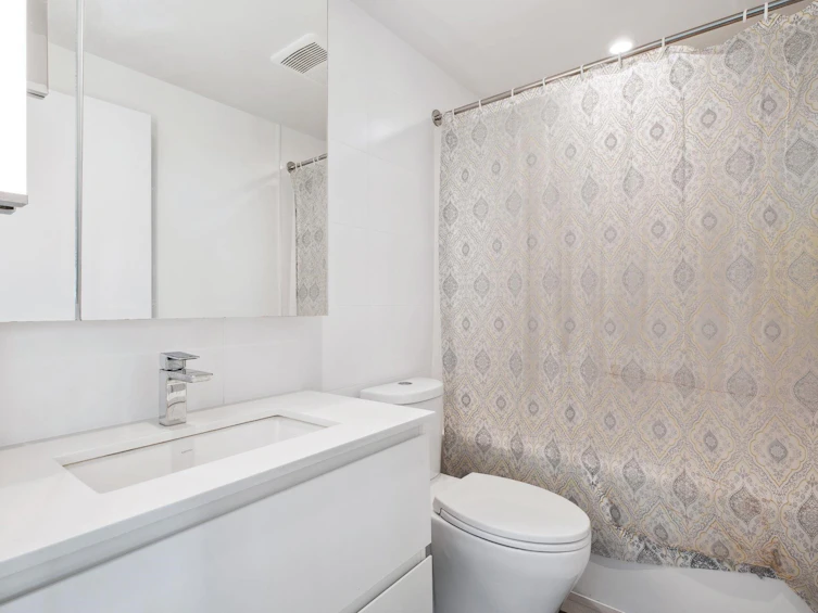 2611-13615 Fraser Highway, Surrey, BC, V3T 0P7 - 7