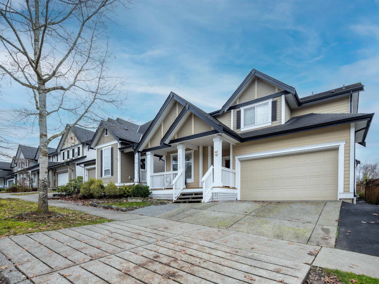 18116 70a Avenue, Surrey, BC, V3S 7C5 - 2