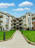 305 2968 Burlington Drive