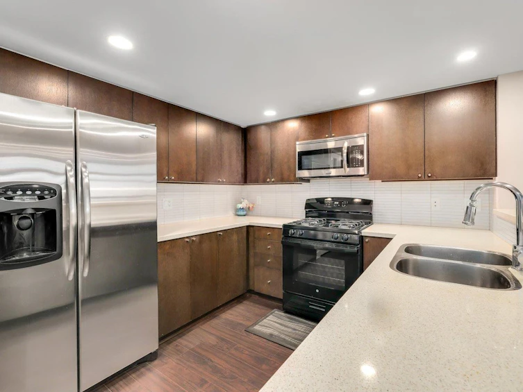410-8180 Lansdowne Road, Richmond, BC, V6X 0B1 - 7