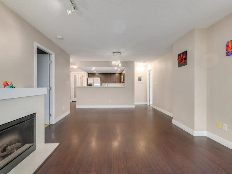 410-8180 Lansdowne Road, Richmond, BC, V6X 0B1 - 11