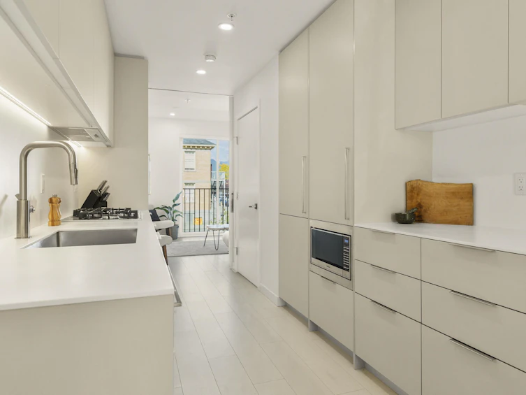 339-1120 E Georgia Street, Vancouver, BC, V6A 1Z3 - 7